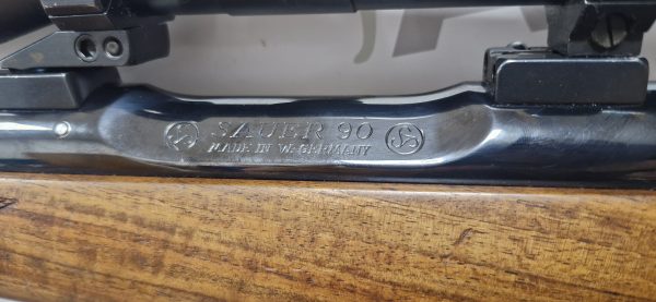 SAUER 90 CAL 300 CON VISOR KAPS 1.5-6X42 - Imagen 8